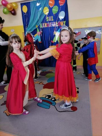Bal karnawałowy