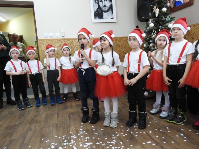 WSPÓLNE KOLĘDOWANIE 